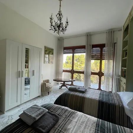 Apartament Lt Sax *